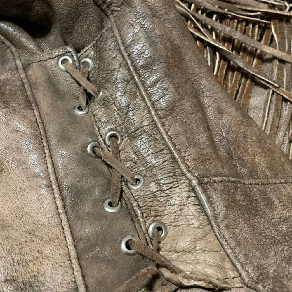 Unisex leather jacket size large - Picture 9 of 13